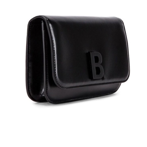 Balenciaga Black Shiny Calfskin Leather Chain Wallet Shoulder. - Picture 2 of 5